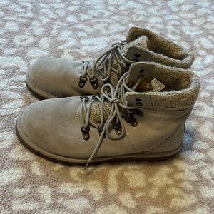 Bearpaw boots